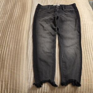 Pistola Black Frayed Ankle Jeans EUC